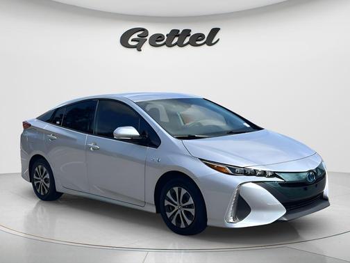 Classic Silver Metallic 2020 Toyota Prius Prime LE