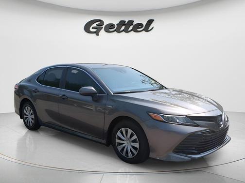 2019 Toyota Camry Hybrid LE