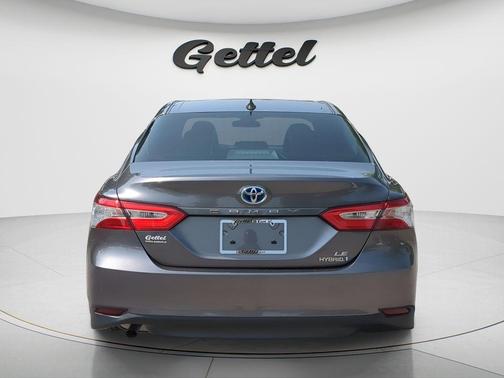 2019 Toyota Camry Hybrid LE