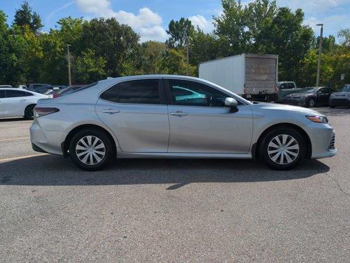 2021 Toyota Camry Hybrid LE