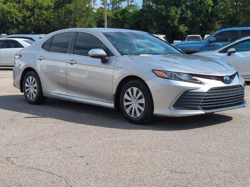 2021 Toyota Camry Hybrid LE
