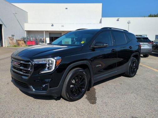 2022 GMC Terrain AT4