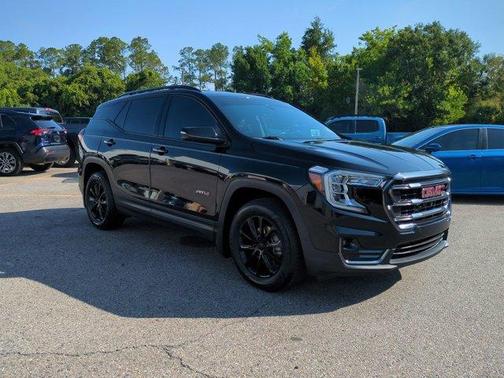 2022 GMC Terrain AT4