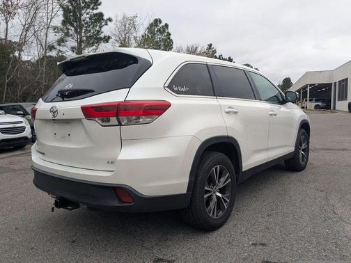 2019 Toyota Highlander LE Plus