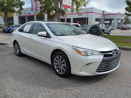 2016 Toyota Camry XLE