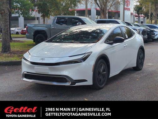 2026 Toyota Prius Plug-In Hybrid SE