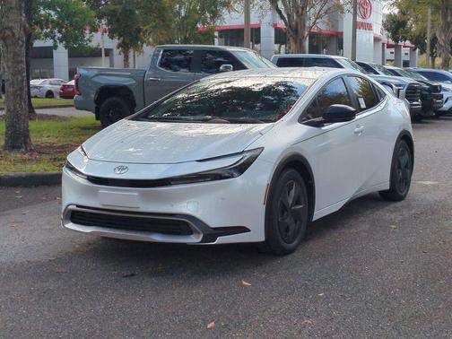 2026 Toyota Prius Plug-In Hybrid SE