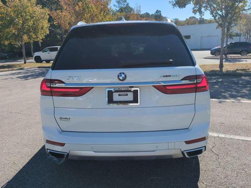2020 BMW X7 xDrive40i