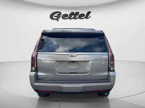 Bronze 2019 Cadillac Escalade Luxury
