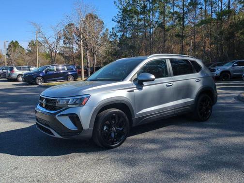 2024 Volkswagen Taos 1.5T SE