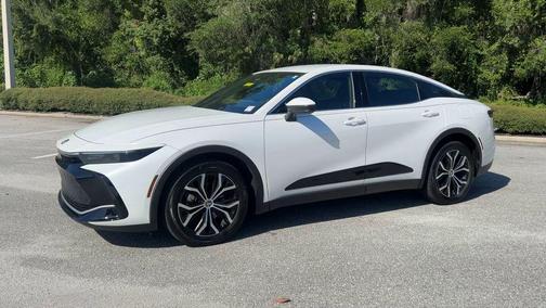 2023 Toyota Crown XLE