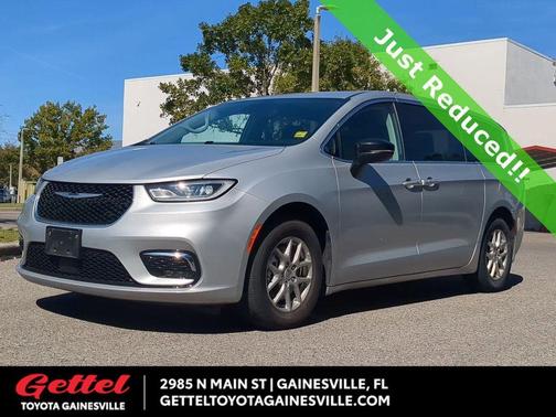2024 Chrysler Pacifica Touring-L
