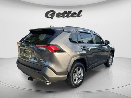 Magnetic Gray Metallic 2022 Toyota RAV4 Hybrid XLE