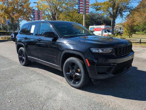 2023 Jeep Grand Cherokee Altitude