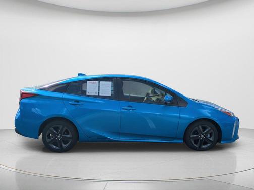 2022 Toyota Prius L