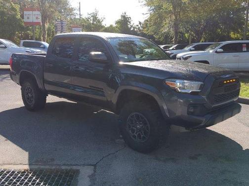 2018 Toyota Tacoma SR5