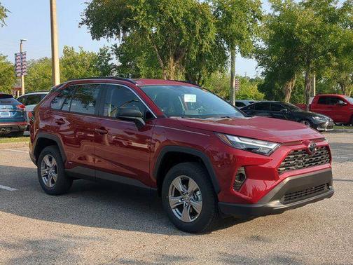 2025 Toyota RAV4 Hybrid LE