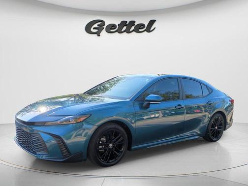 Ocean 2025 Toyota Camry SE