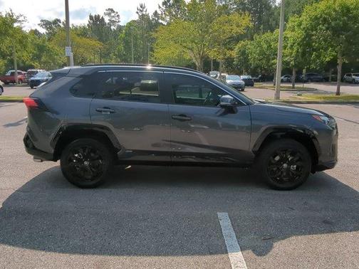 2023 Toyota RAV4 Hybrid SE