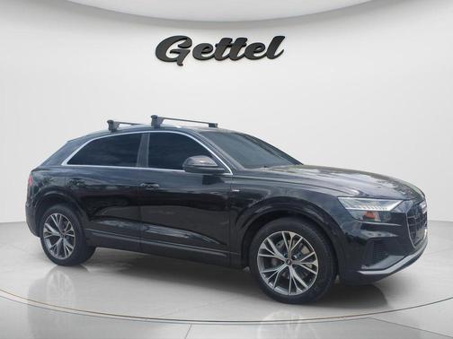 Orca Black Metallic 2021 Audi Q8 55 Premium Plus
