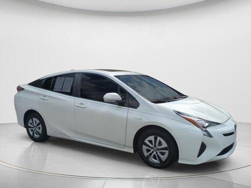 2018 Toyota Prius Three