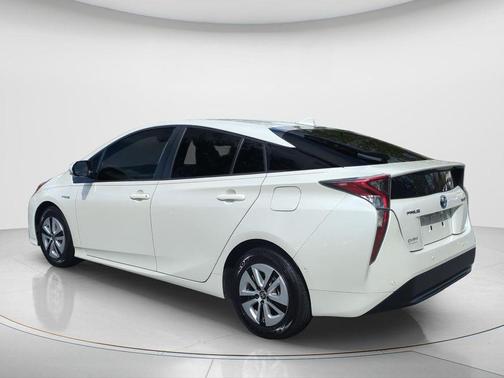 2018 Toyota Prius Three