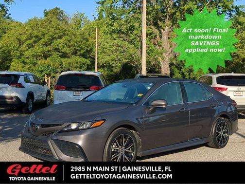 2023 Toyota Camry SE