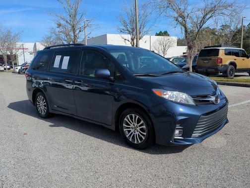 2020 Toyota Sienna Limited