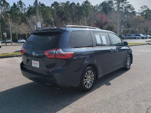 2020 Toyota Sienna Limited