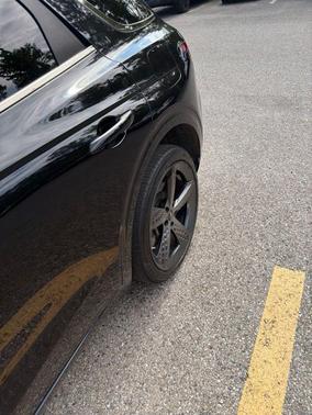 Vik Black 2022 Genesis GV70 3.5T AWD Sport