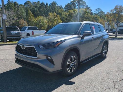 2026 Toyota Highlander XLE