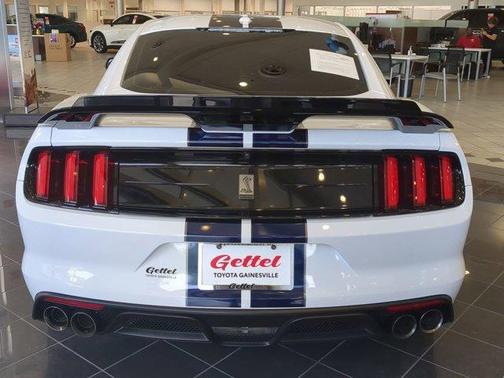 2019 Ford Shelby GT350 Base