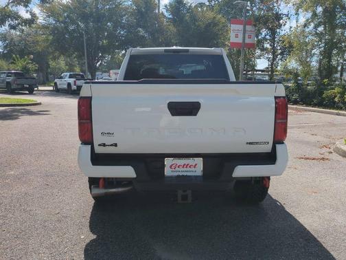 2025 Toyota Tacoma Hybrid TRD Off Road