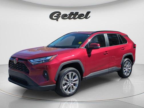 2022 Toyota RAV4 XLE Premium
