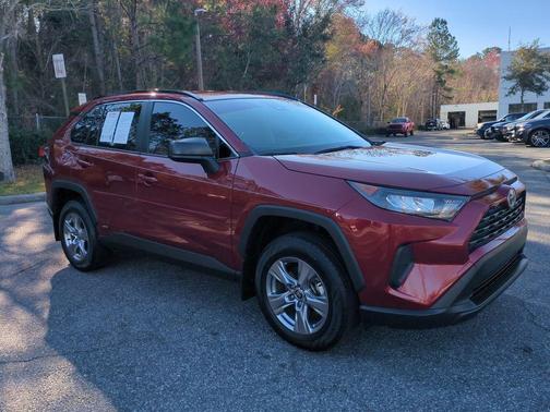 2022 Toyota RAV4 Hybrid LE