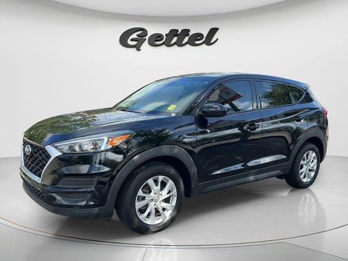 Black Noir Pearl 2019 Hyundai TUCSON SE