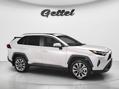 Wind Chill Pearl 2025 Toyota RAV4 XLE Premium
