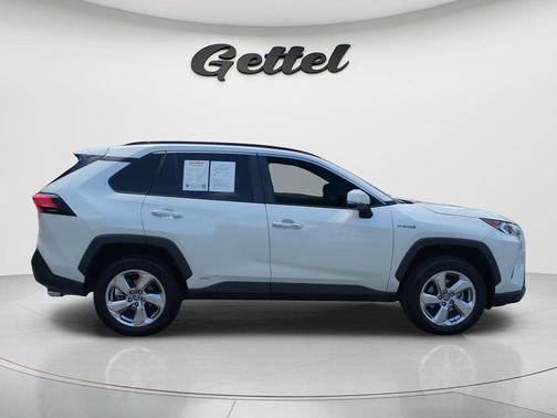Blizzard Pearl 2021 Toyota RAV4 Hybrid Limited