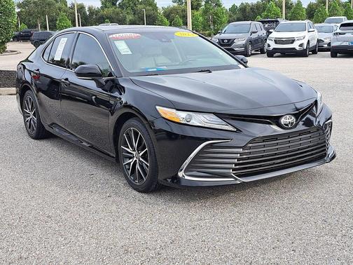 2024 Toyota Camry XLE