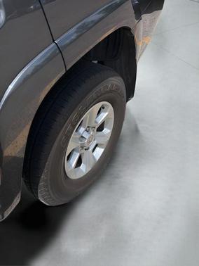 Magnetic Gray Metallic 2018 Toyota 4Runner SR5