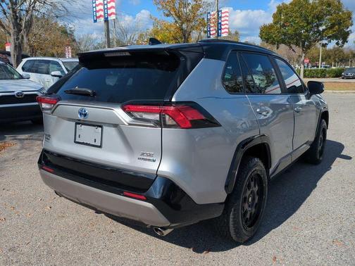 2023 Toyota RAV4 Hybrid XSE