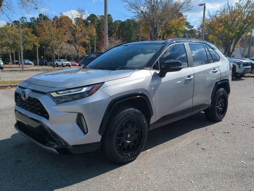 2023 Toyota RAV4 Hybrid XSE