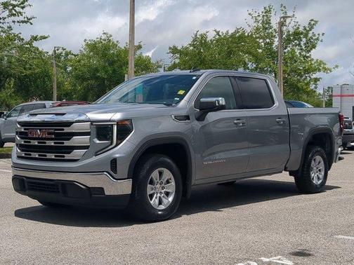 2024 GMC Sierra 1500 SLE