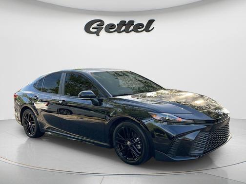 Midnight Black Metallic 2026 Toyota Camry SE