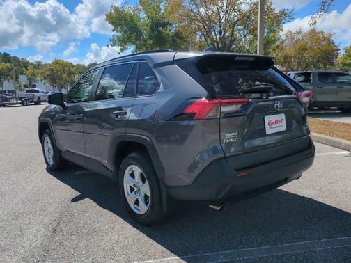 2020 Toyota RAV4 Hybrid XLE