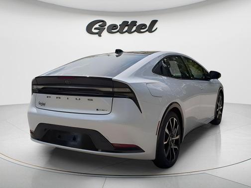 2025 Toyota Prius Plug-In Hybrid XSE