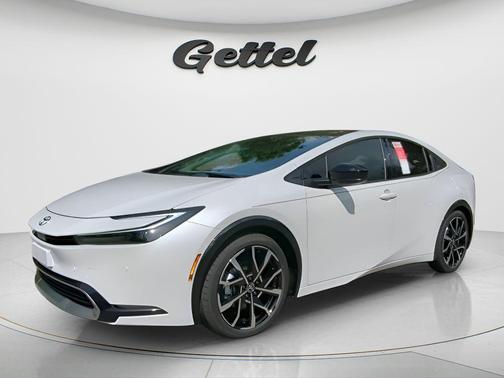 2025 Toyota Prius Plug-In Hybrid XSE