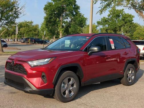 2025 Toyota RAV4 Hybrid LE