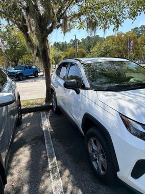 Ice Cap 2023 Toyota RAV4 Hybrid LE