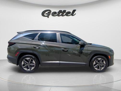 Green 2025 Hyundai TUCSON SEL Convenience